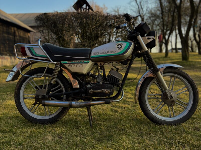 Zündapp CS 25 1984" (Możliwa zamiana na Wsk 125 175 Kobuz Mz Etz Simson S51 itp)