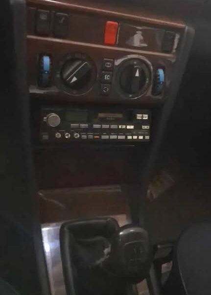 Mercedes-Benz E220 W124