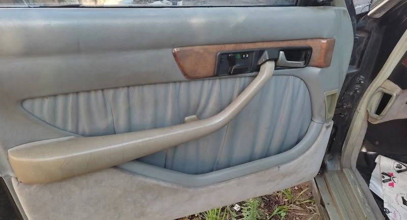 Mercedes 300SE 1986/87 – Na części lub zabytek