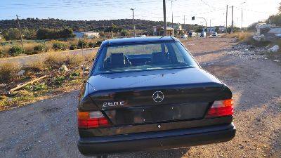 Mercedes E 260