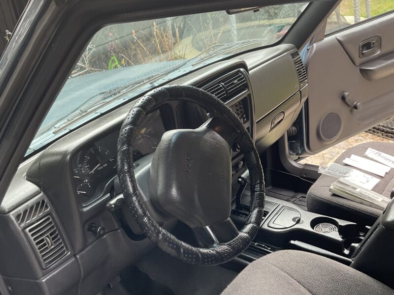 Jeep Cherokee Sport 4.0