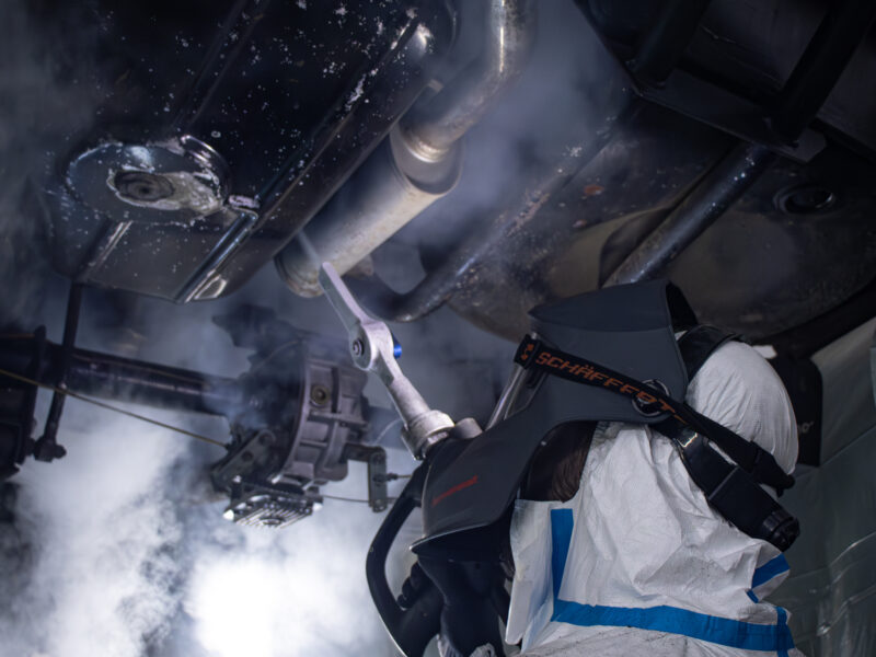 Usługa czyszczenia suchym lodem i konserwacji woskiem Innotec