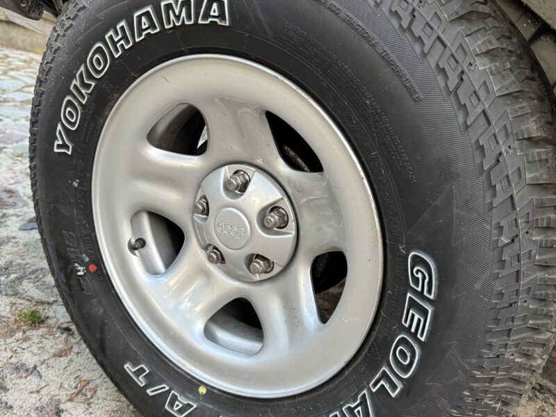 Jeep Cherokee Sport 4.0