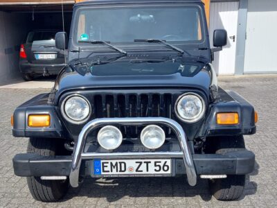 Sprzedam Jeep TJ oryginale. Stan doskonały.