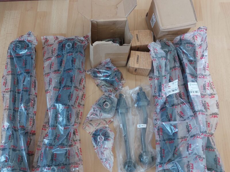 Sprzedam Jeep TJ oryginale. Stan doskonały.