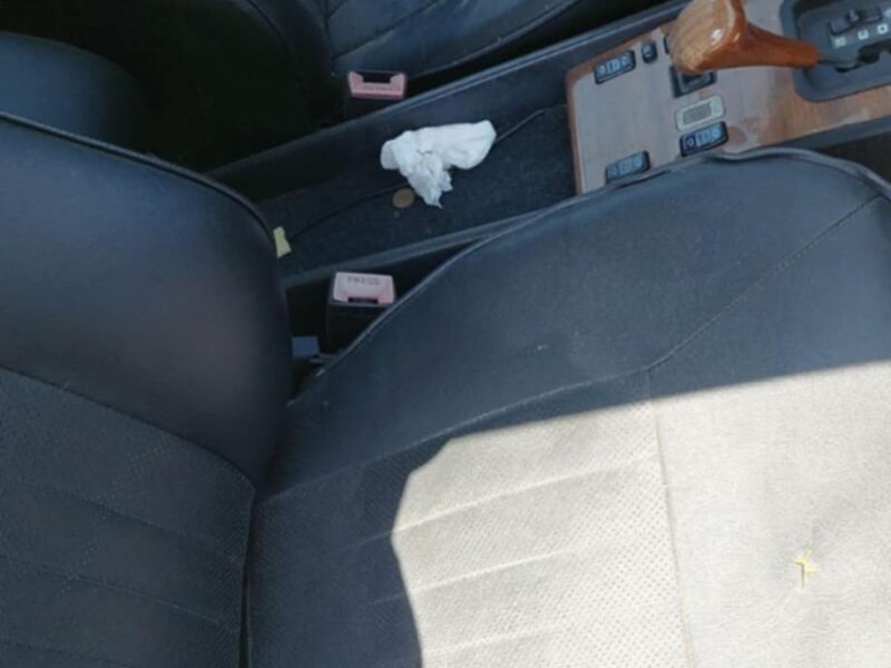 Mercedes-Benz 300 E W124 •1988 • 188 KM