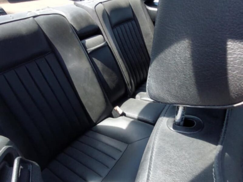 Mercedes-Benz 300 E W124 •1988 • 188 KM