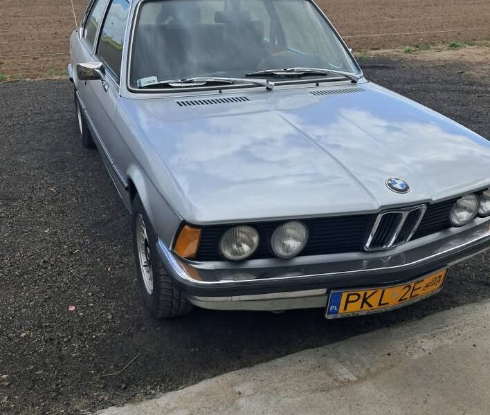 Sprzedam zabytkowe BMW 316 z 1978 r