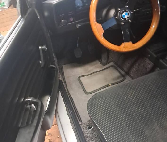 Sprzedam zabytkowe BMW 316 z 1978 r