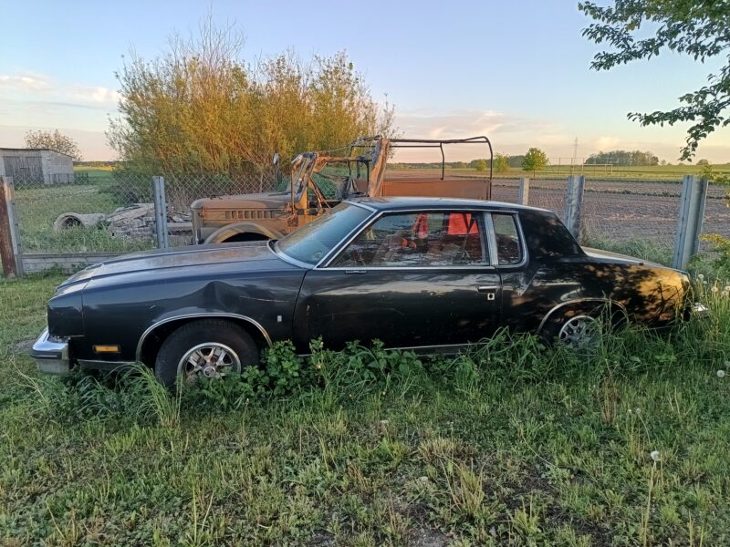 Oldsmobile Cutlass Supreme