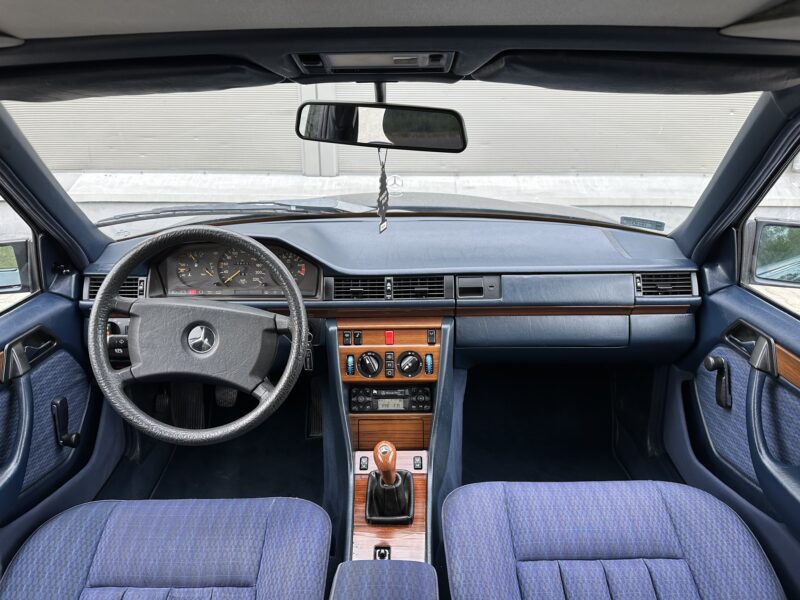 W124 200e 1990 klima 168 przebiegu! ZAMIANA