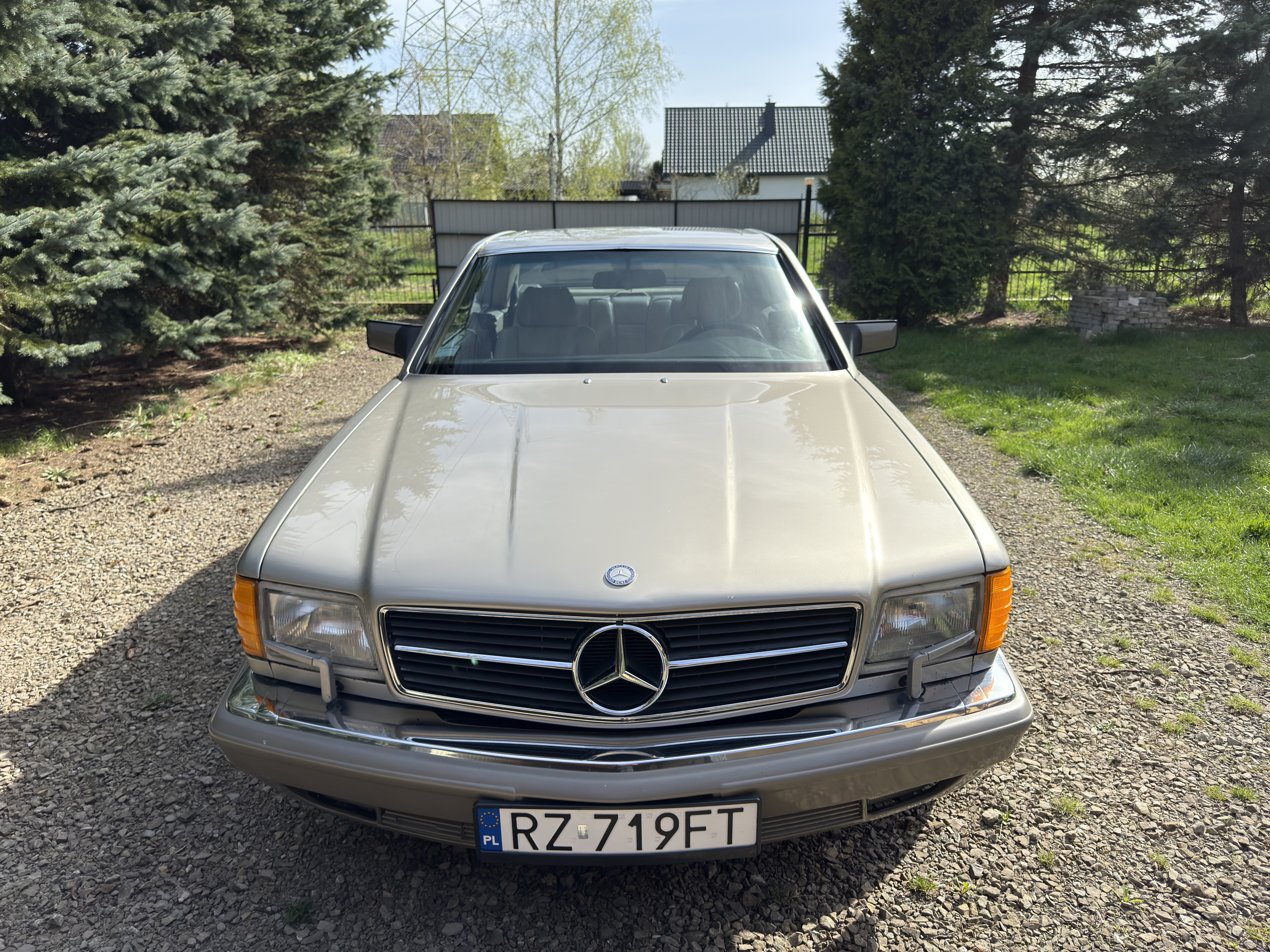 Mercedes-Benz 560SEC