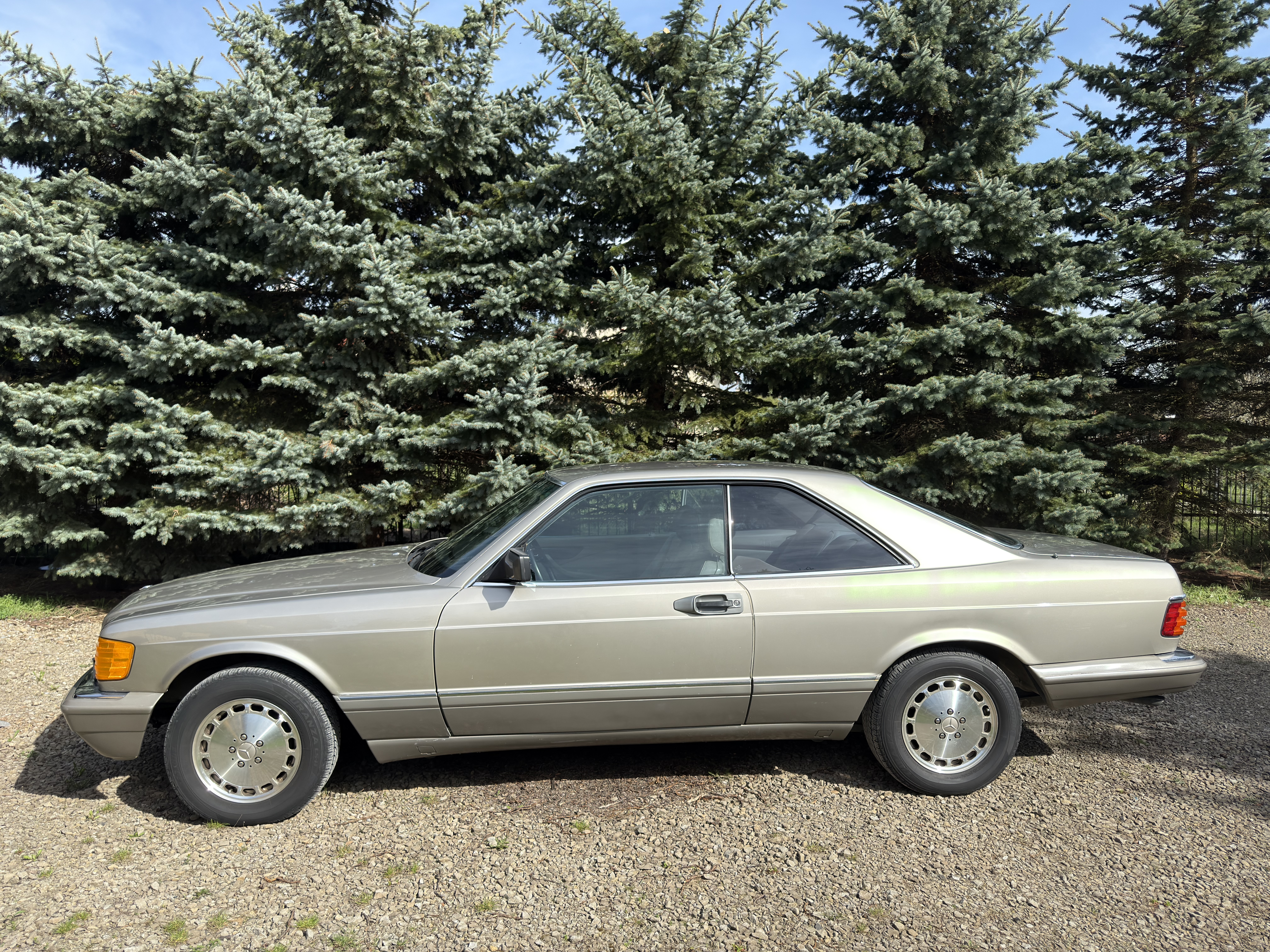 Mercedes-Benz 560SEC