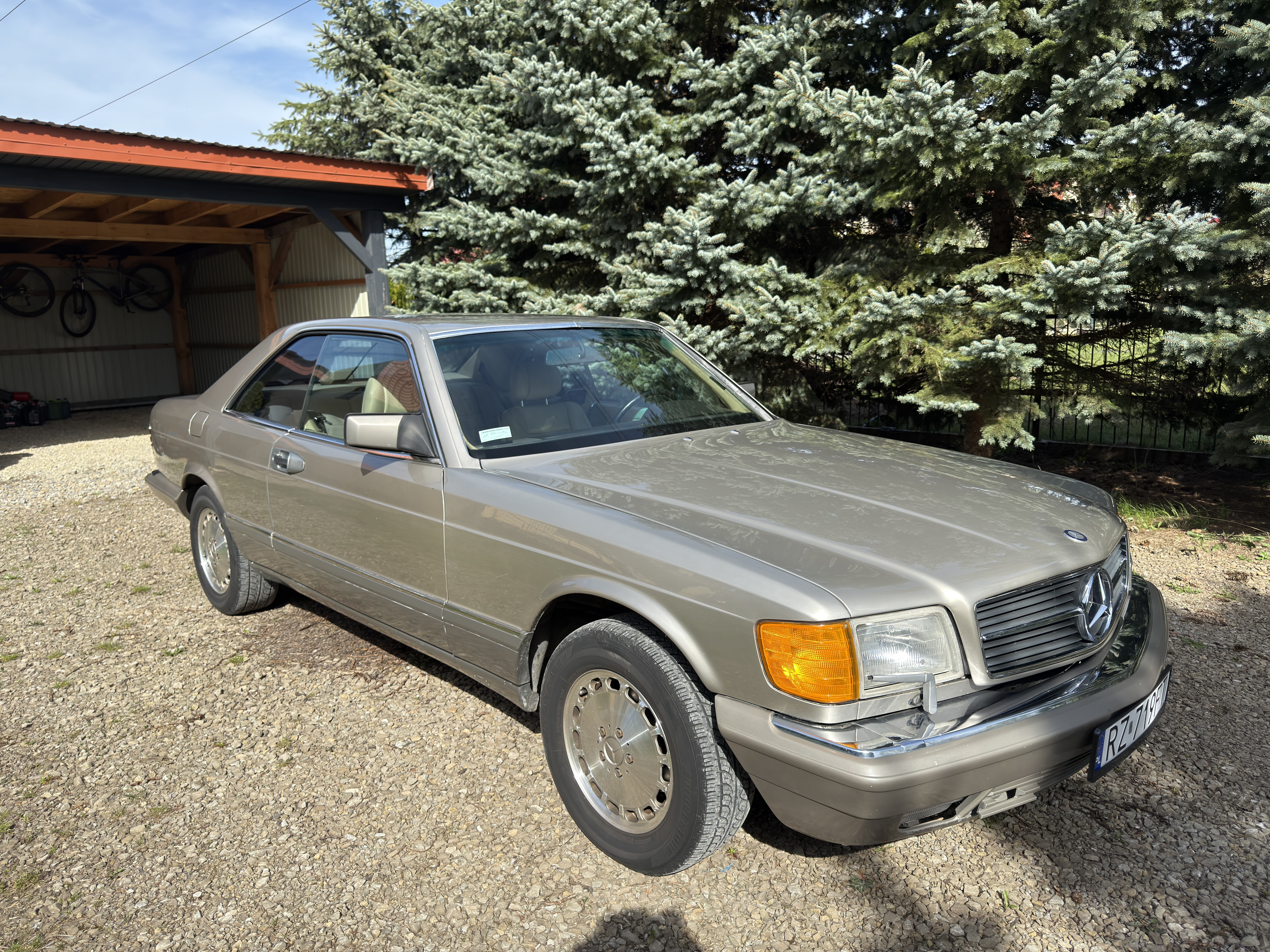 Mercedes-Benz 560SEC