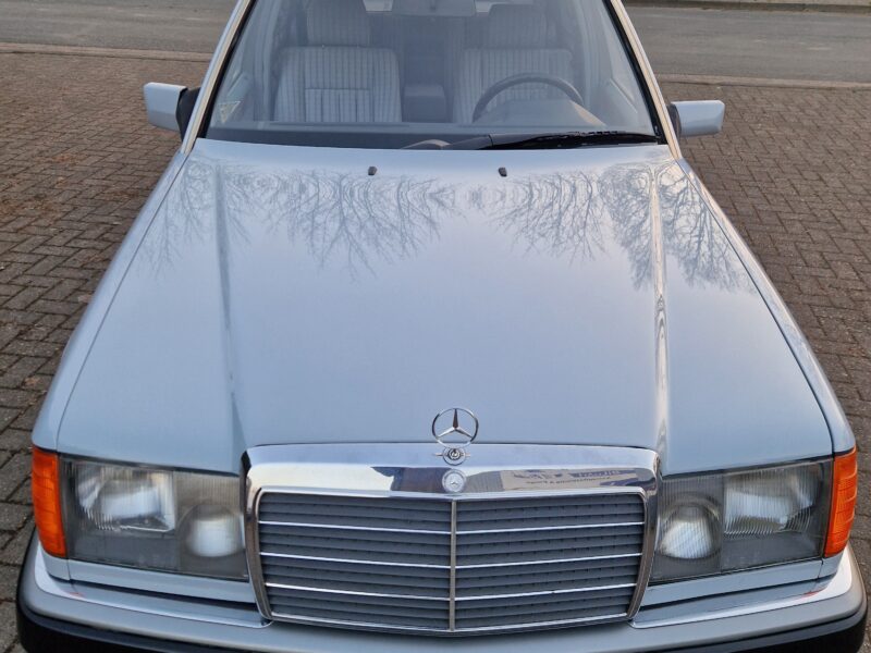 Mercedes W124 2.6 automat