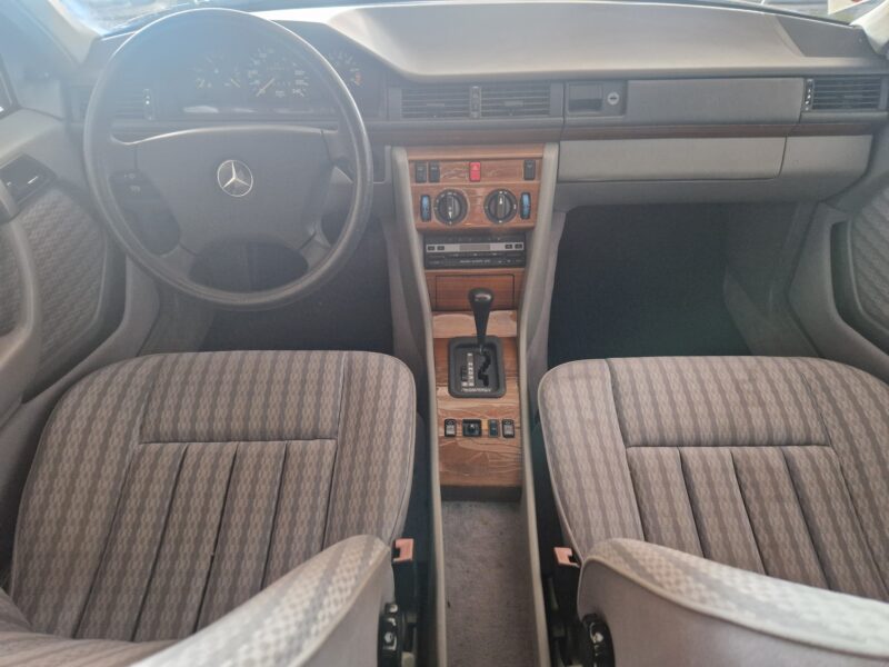 Mercedes W124 2.6 automat