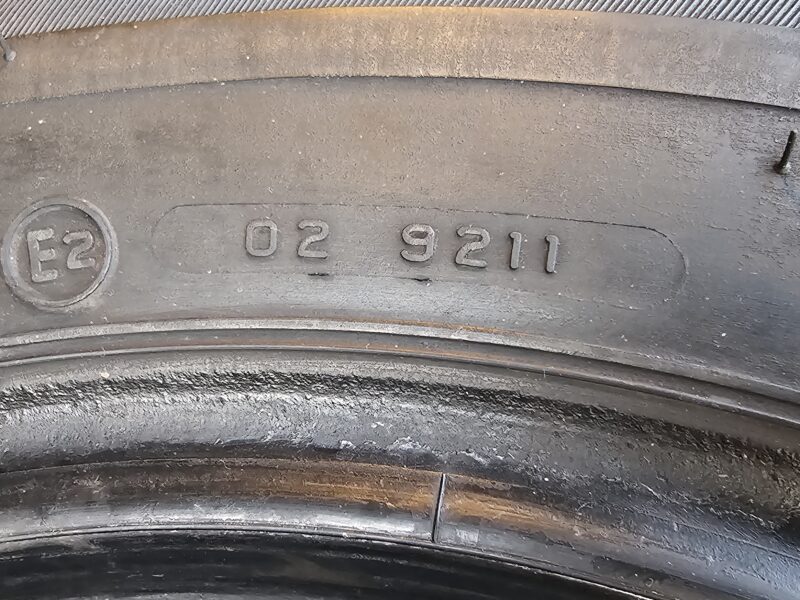 KAPSUŁA CZASU - PRAWIE NOWE AUTO