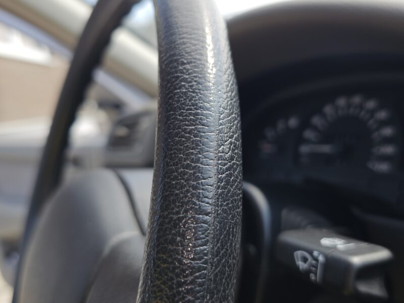 KAPSUŁA CZASU - PRAWIE NOWE AUTO