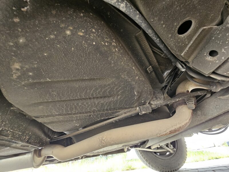 KAPSUŁA CZASU - PRAWIE NOWE AUTO