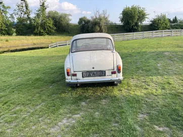 Syrena 105L 1980r zarejestrowana