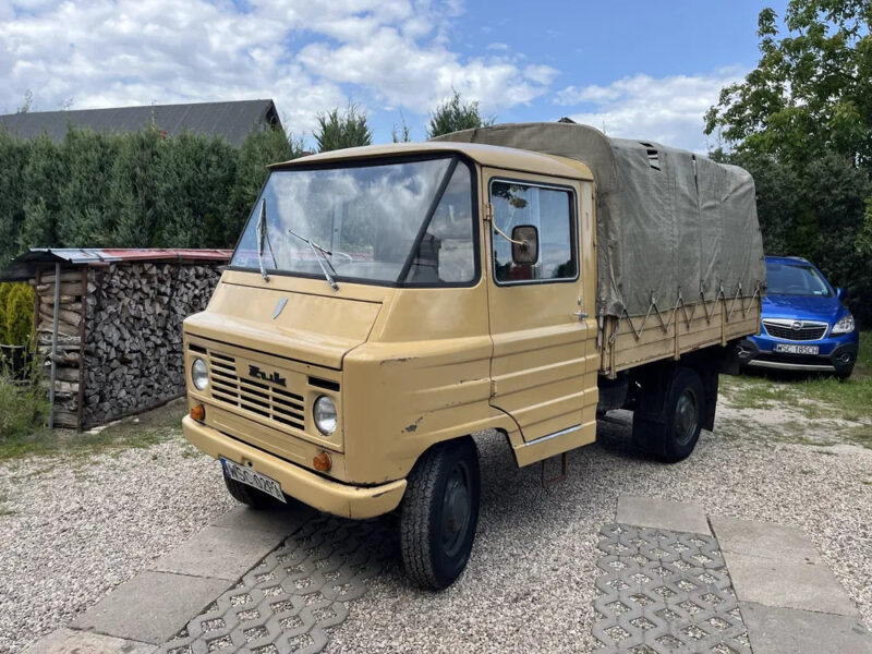 FSR Żuk z lat 80. – sprawny, kompletny, z plandeką, gotowy do jazdy
