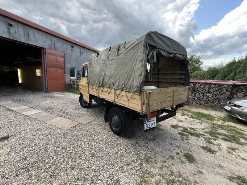 FSR Żuk z lat 80. – sprawny, kompletny, z plandeką, gotowy do jazdy