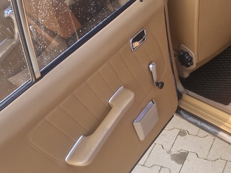 MERCEDES W123 2.0 D 1982 R