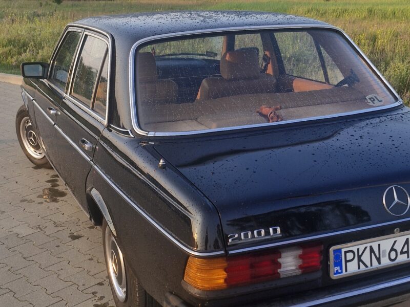 MERCEDES W123 2.0 D 1982 R