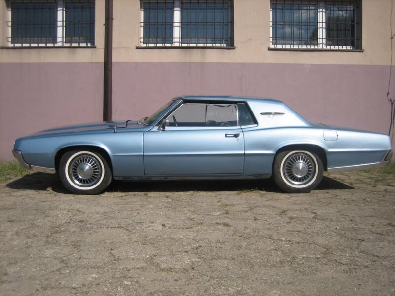 Ford Thunderbird 1967 – 6.4 V8, oryginał z historią, europejska wersja