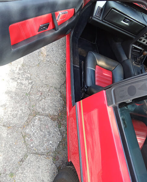 Lotus Excel 1984 2.2 180KM – 1 z 251 narrow-body