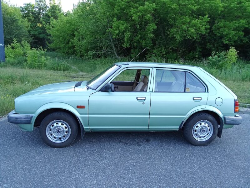 Sprzedam Honda Civic 1982, 1.3 60KM, 5-bieg, 5-drzwiowa