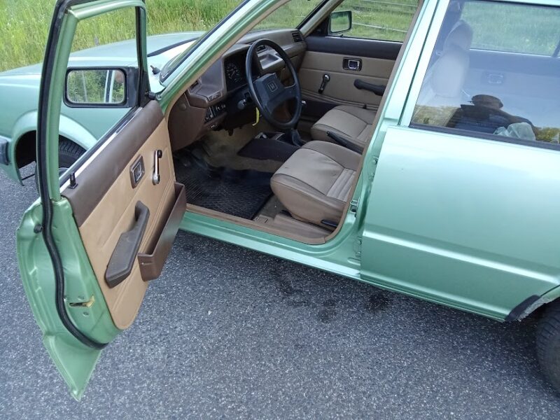 Sprzedam Honda Civic 1982, 1.3 60KM, 5-bieg, 5-drzwiowa