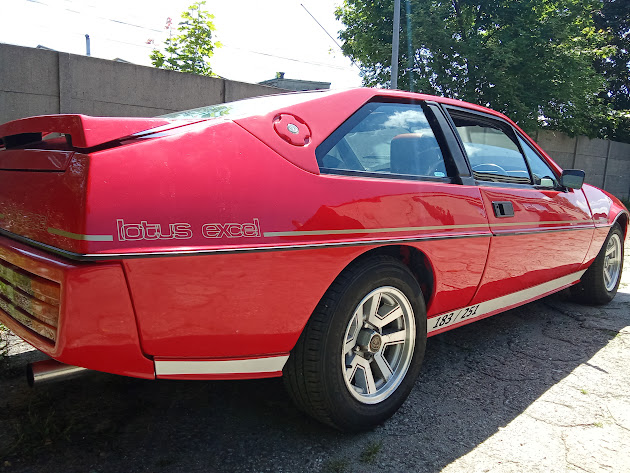 Lotus Excel 1984 2.2 180KM – 1 z 251 narrow-body