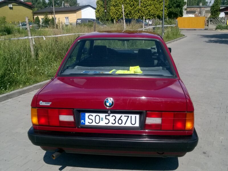 BMW E30 318i