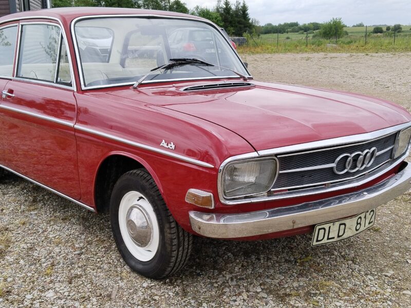 Audi 60 Coupe
