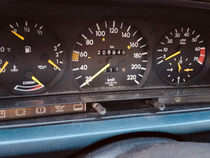 1988 Mercedes-Benz 190 w201 2,0 benzyna