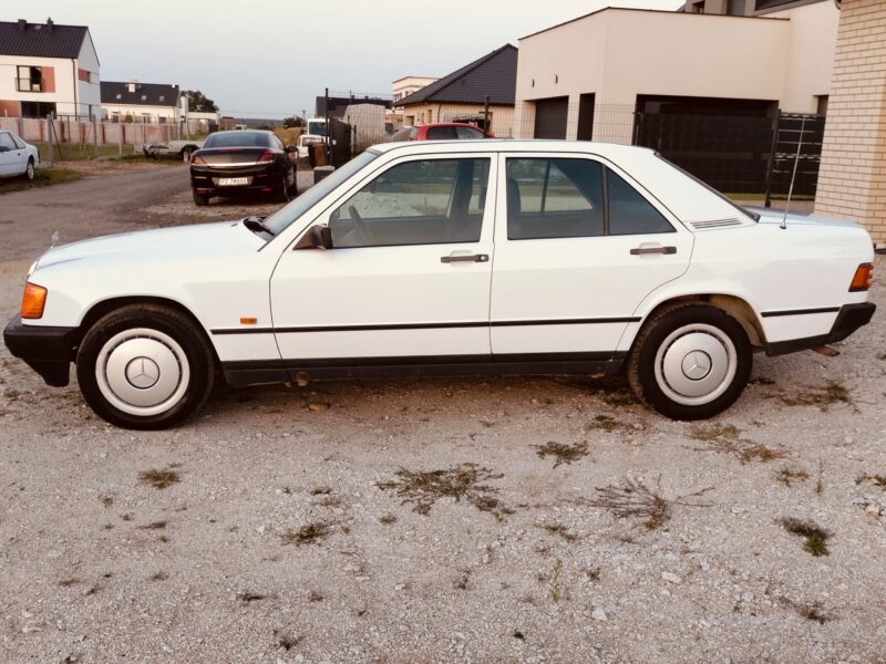 1988 Mercedes-Benz 190 w201 2,0 benzyna