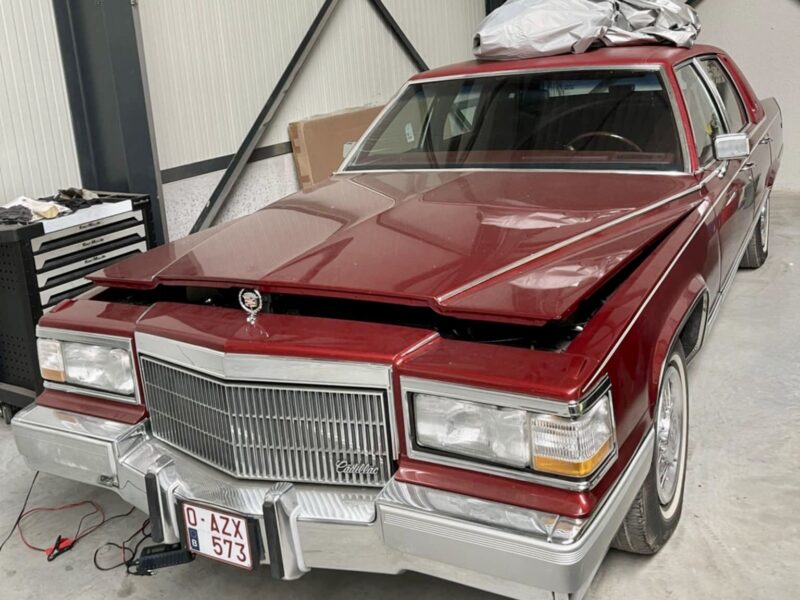 Cadillac Brougham 1992 5.0 V8 - oryginalny w kolekcjonerskim stanie