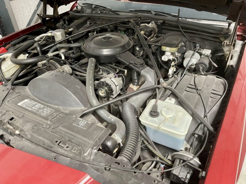 Cadillac Brougham 1992 5.0 V8 - oryginalny w kolekcjonerskim stanie