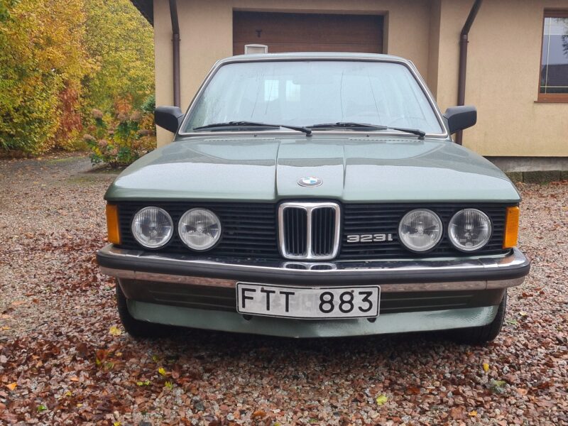 BMW 323i e21