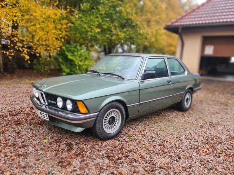 BMW 323i e21