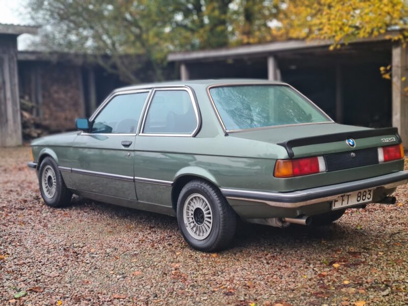 BMW 323i e21