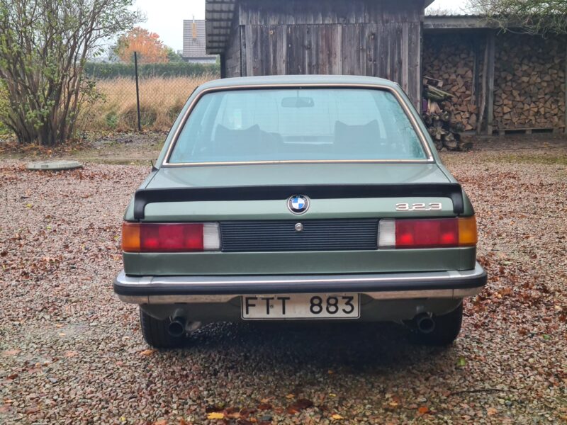 BMW 323i e21