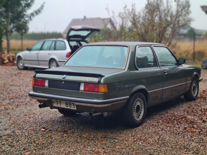 BMW 323i e21