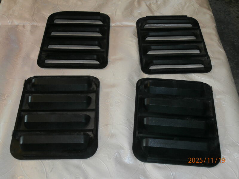 Wywietrzniki drzwi tylnych Mercedes furgon 508,608,407