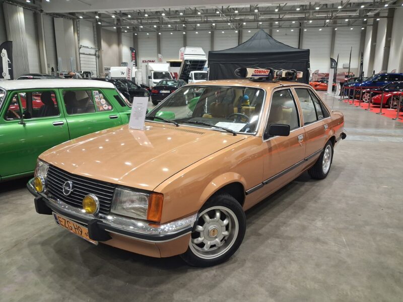 Opel rekord 1979rok 2.0s automat