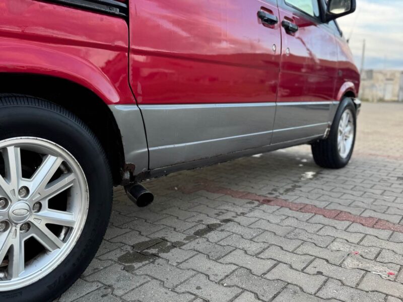 Ford Aerostar XL - 4.0 v6 - napęd RWD