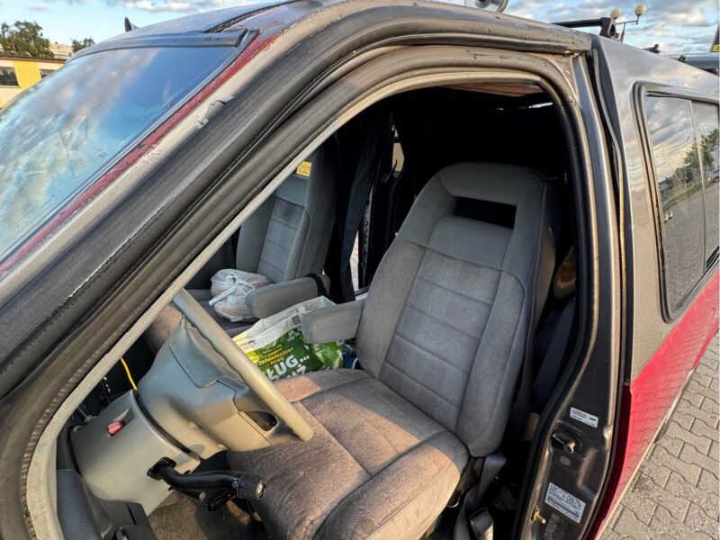 Ford Aerostar XL - 4.0 v6 - napęd RWD