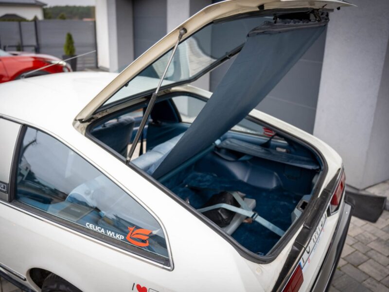 Toyota Celica 1981 – Japońska Klasyka w Stanie Kolekcjonerskim