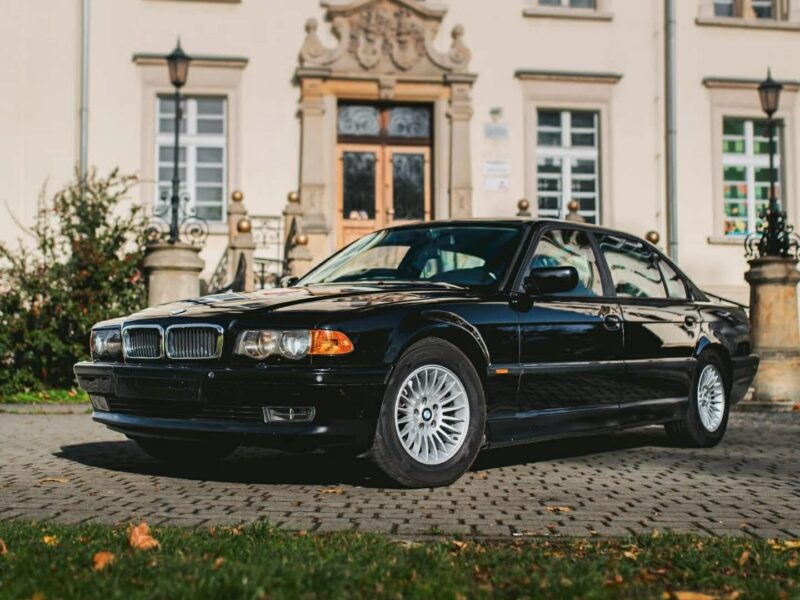BMW Serii 7 E38 V12 – egzemplarz kolekcjonerski | wersja kuloodporna | historia dyplomatyczna